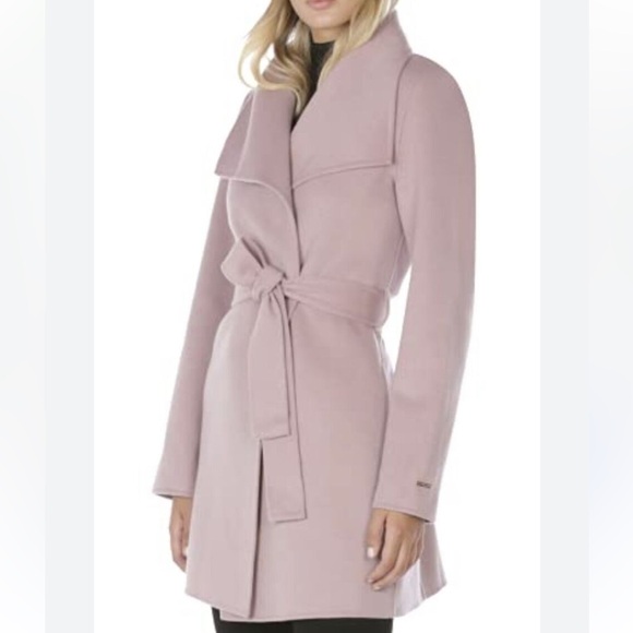 Tahari Jackets & Blazers - Tahari wool blend mauve coat, size large, pockets and belt, lavender felty look
